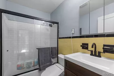 107 Saint George Place, Saint Louis, MO 63119 - Photo 17