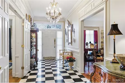 11 Chatfield Place Road, Creve Coeur, MO 63141 - Photo 3