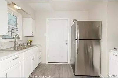 10157 Winkler Drive, Saint Louis, MO 63136 - Photo 11
