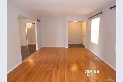 4348 Vandals Drive, Florissant, MO 63033 - Photo 3