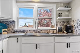 1141 St Cyr Rd, Saint Louis, MO 63137 - Photo 7