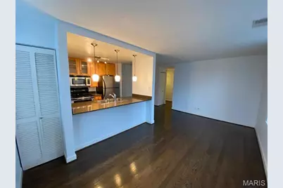 5330 Pershing Avenue #606, Saint Louis, MO 63112 - Photo 3