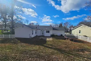 212 Whitehirst Manor Ct, Unincorporated, MO 63304 - Photo 7