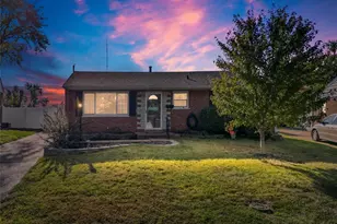 9862 Glenmont Dr, Affton, MO 63123 - Photo 1