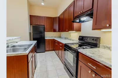 2409 Menard Street, Saint Louis, MO 63104 - Photo 5