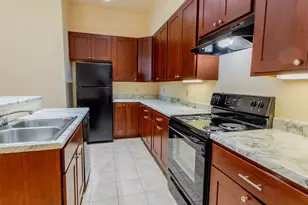 2409 Menard St, Saint Louis, MO 63104 - Photo 5