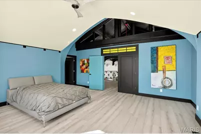 1034 S Kingshighway Boulevard, Saint Louis, MO 63110 - Photo 33