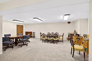 73 Overhills Dr, Ladue, MO 63124 - Photo 39