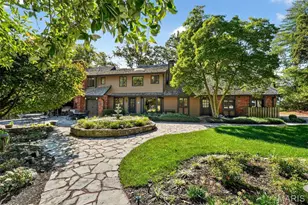 73 Overhills Dr, Ladue, MO 63124 - Photo 43