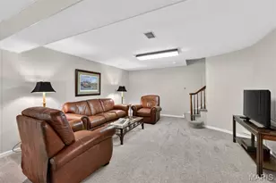 73 Overhills Dr, Ladue, MO 63124 - Photo 39
