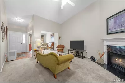 101 Robbins Way Drive, Florissant, MO 63034 - Photo 13