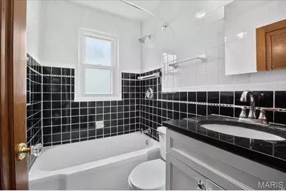 1361 Louisville Avenue, Saint Louis, MO 63139 - Photo 15