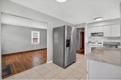 1361 Louisville Avenue, Saint Louis, MO 63139 - Photo 9