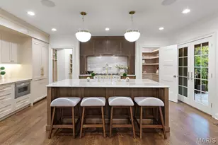 61 Lake Forest Dr, Saint Louis, MO 63117 - Photo 5