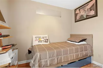 9910 Parkway Drive, Saint Louis, MO 63137 - Photo 15