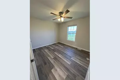 422 Holtgrewe Farms Loop, Washington, MO 63090 - Photo 5