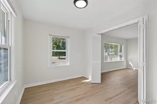 1110 St Bernadette Ln, Florissant, MO 63031 - Photo 5