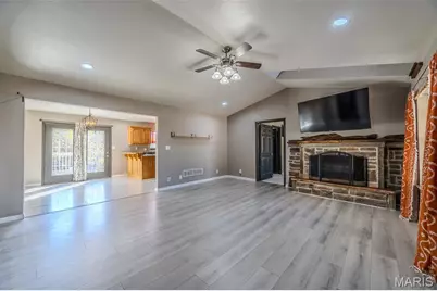 21504 Horizonway, St Robert, MO 65584 - Photo 3
