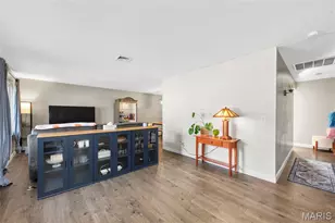 12558 Westport Dr, Saint Louis, MO 63146 - Photo 5