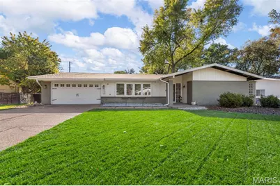 12558 Westport Drive, Saint Louis, MO 63146 - Photo 1