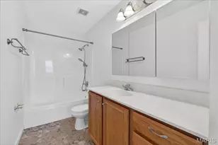 221 Schroeder Grove Dr, Wentzville, MO 63385 - Photo 25