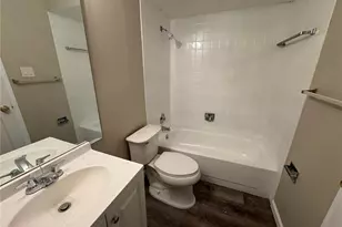 10360 Forest Brook Ln, Maryland Heights, MO 63146 - Photo 5