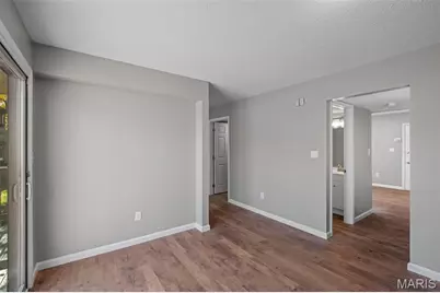 1020 Mersey Bend Drive, Saint Louis, MO 63129 - Photo 9