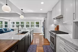 1612 Dougherty Ferry Rd, Kirkwood, MO 63122 - Photo 7