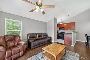 5302 Spring Creek Ln, O'Fallon, MO 63368 - Photo 7