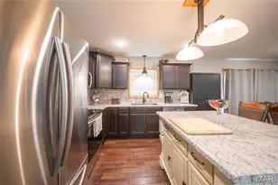 21005 Halifax Dr, St Robert, MO 65584 - Photo 7