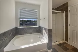 615 Courageous Ln, Wentzville, MO 63385 - Photo 7