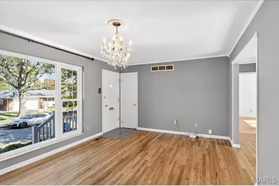 4348 Schmittwoods Court, Saint Louis, MO 63123 - Photo 5