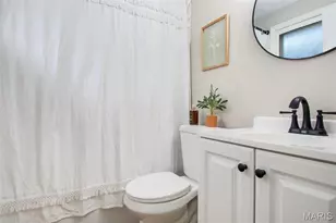 13 Bayberry Ln, Florissant, MO 63033 - Photo 11