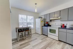 97 Sugar Bend Ct, Saint Peters, MO 63376 - Photo 7