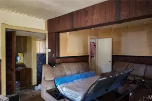 10113 Count Dr, Riverview, MO 63136 - Photo 5