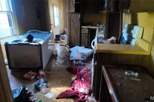 10113 Count Dr, Riverview, MO 63136 - Photo 7