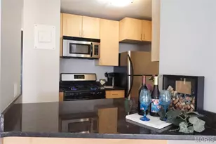 210 N 17th St, Saint Louis, MO 63103 - Photo 5