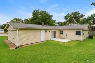 4917 Rainford Ct, Saint John, MO 63128 - Photo 15