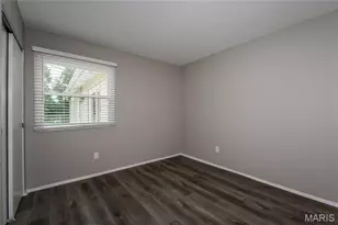 4917 Rainford Ct, Saint John, MO 63128 - Photo 11