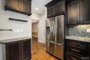 7331 Forsyth Blvd, University City, MO 63105 - Photo 13