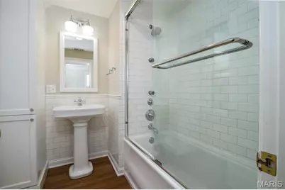 7331 Forsyth Boulevard #1E, University City, MO 63105 - Photo 17