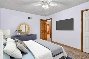 6919 Greenholly Dr, Affton, MO 63123 - Photo 7