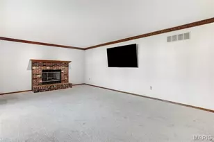 2105 Telford Dr, Saint Louis, MO 63125 - Photo 33