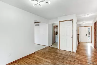 2105 Telford Drive, Saint Louis, MO 63125 - Photo 29