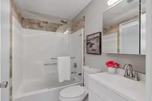 322 Villa Dr, Lake Saint Louis, MO 63367 - Photo 17