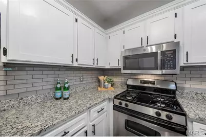 322 Villa Drive, Lake Saint Louis, MO 63367 - Photo 11