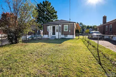 2745 Granda Drive, Saint Louis, MO 63125 - Photo 21