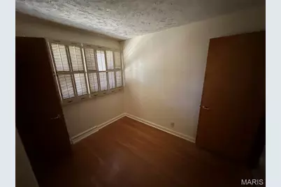 9833 Gloucester Drive, Saint Louis, MO 63137 - Photo 9