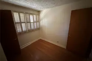 9833 Gloucester Dr, Saint Louis, MO 63137 - Photo 9