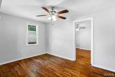 7032 Theodore Avenue, Saint Louis, MO 63136 - Photo 7